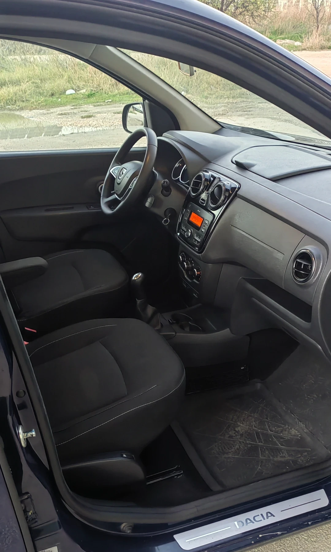 Dacia Lodgy 1.6  102 . | Mobile.bg   14