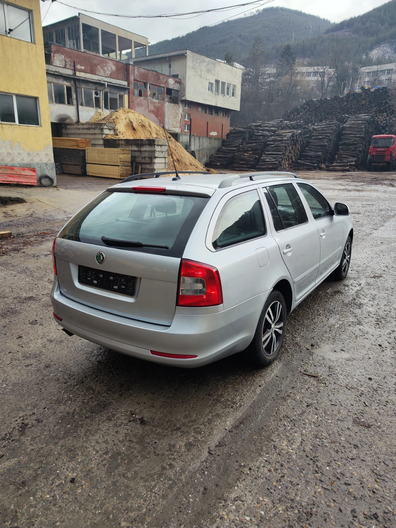Skoda Octavia 1.9:105-4Х4 - изображение 5