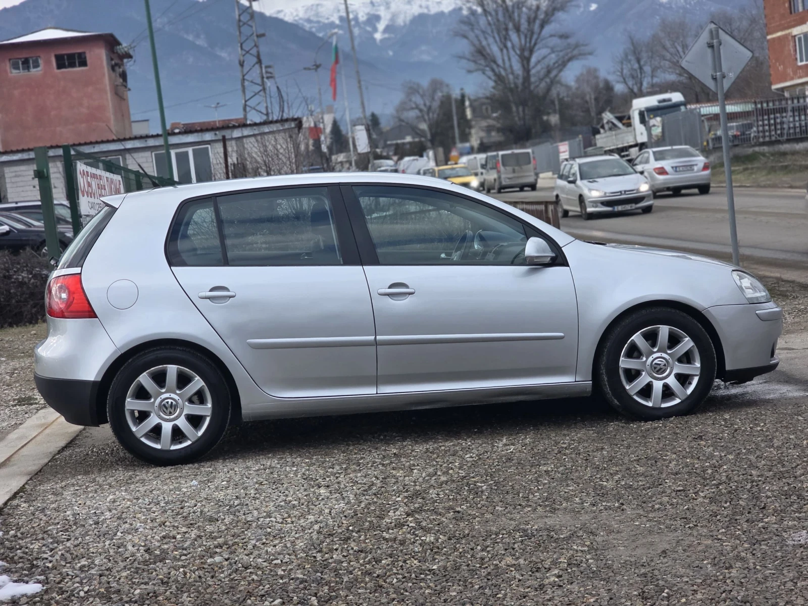 VW Golf 1.9tdi 105 k.c. Highline - изображение 6