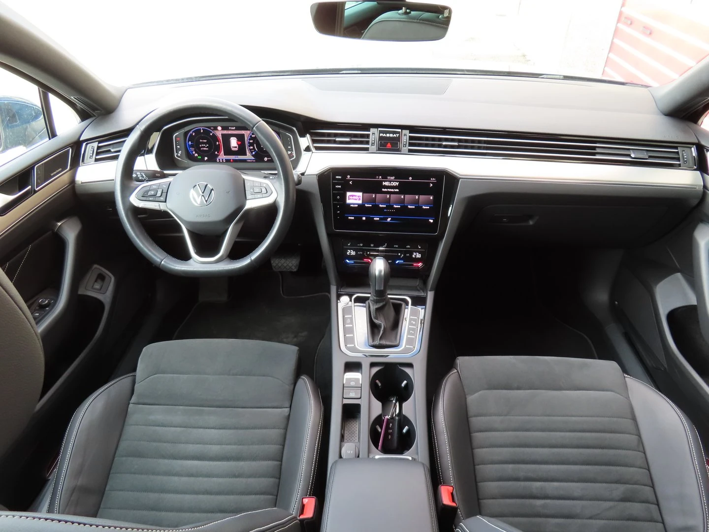 VW Passat Elegance 2.0 TDI SCR DSG | Mobile.bg � ����������� 8