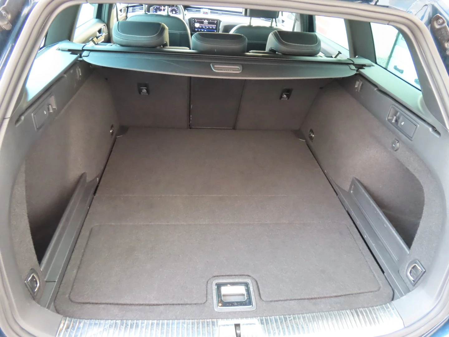 VW Passat Elegance 2.0 TDI SCR DSG | Mobile.bg � ����������� 4