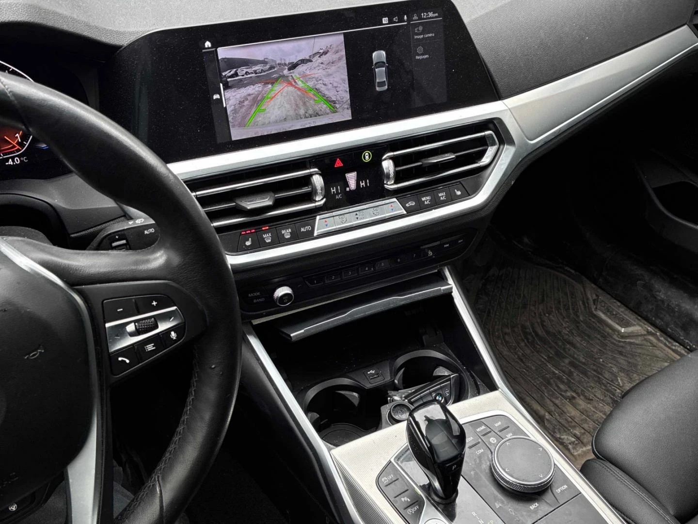 BMW 330 Xdrive* Пано* Подгрев* Premium музика, снимка 10 - Автомобили и джипове - 53853190