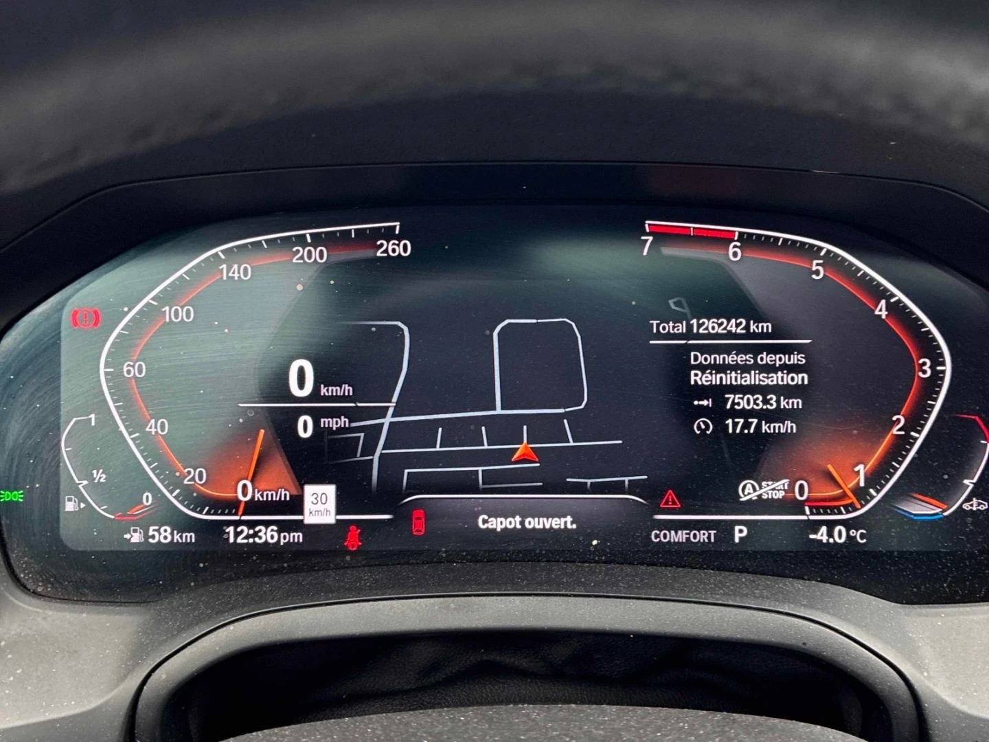 BMW 330 Xdrive* Пано* Подгрев* Premium музика, снимка 9 - Автомобили и джипове - 53853190