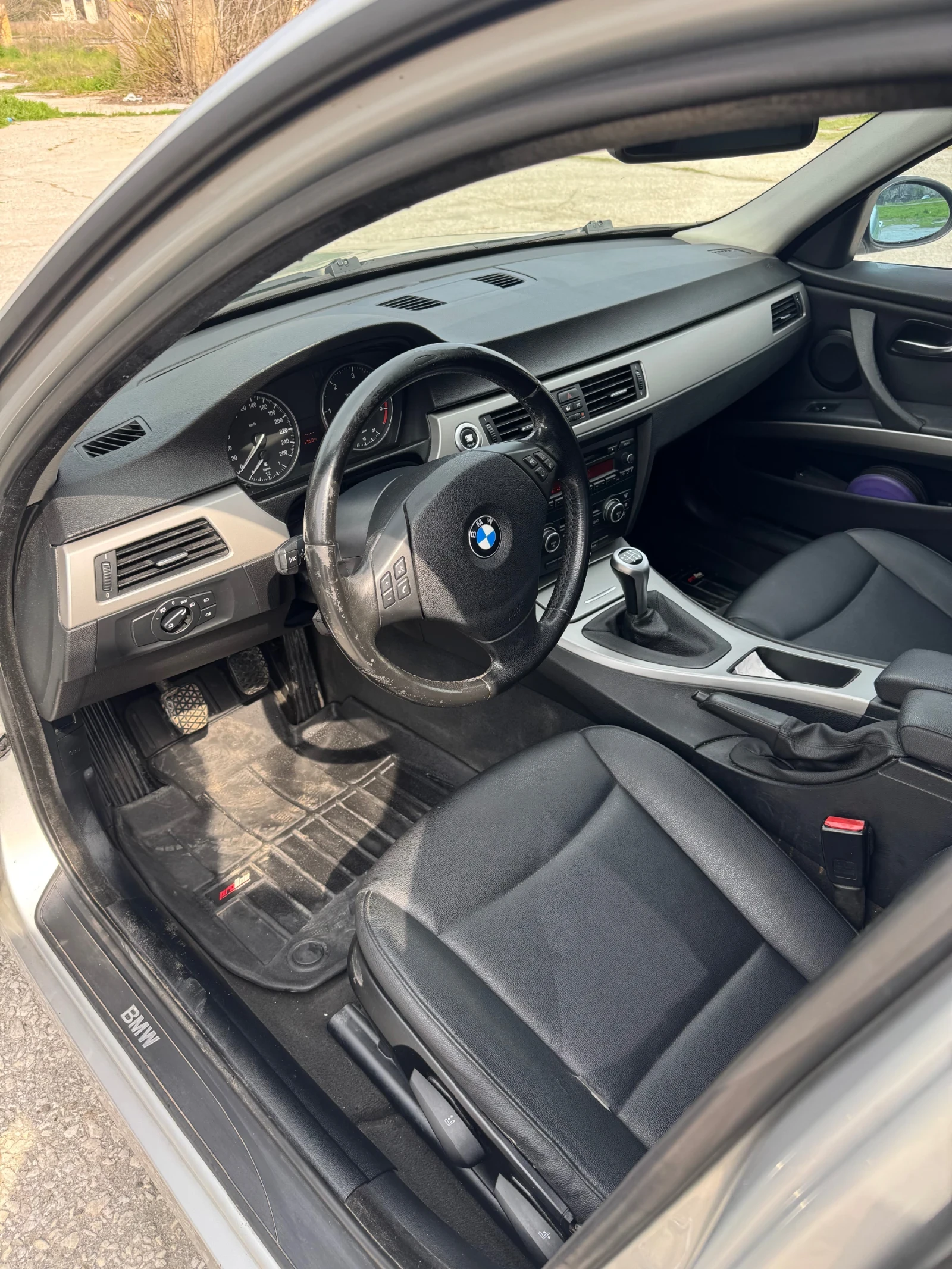 BMW 320, снимка 7 - Автомобили и джипове - 54180796
