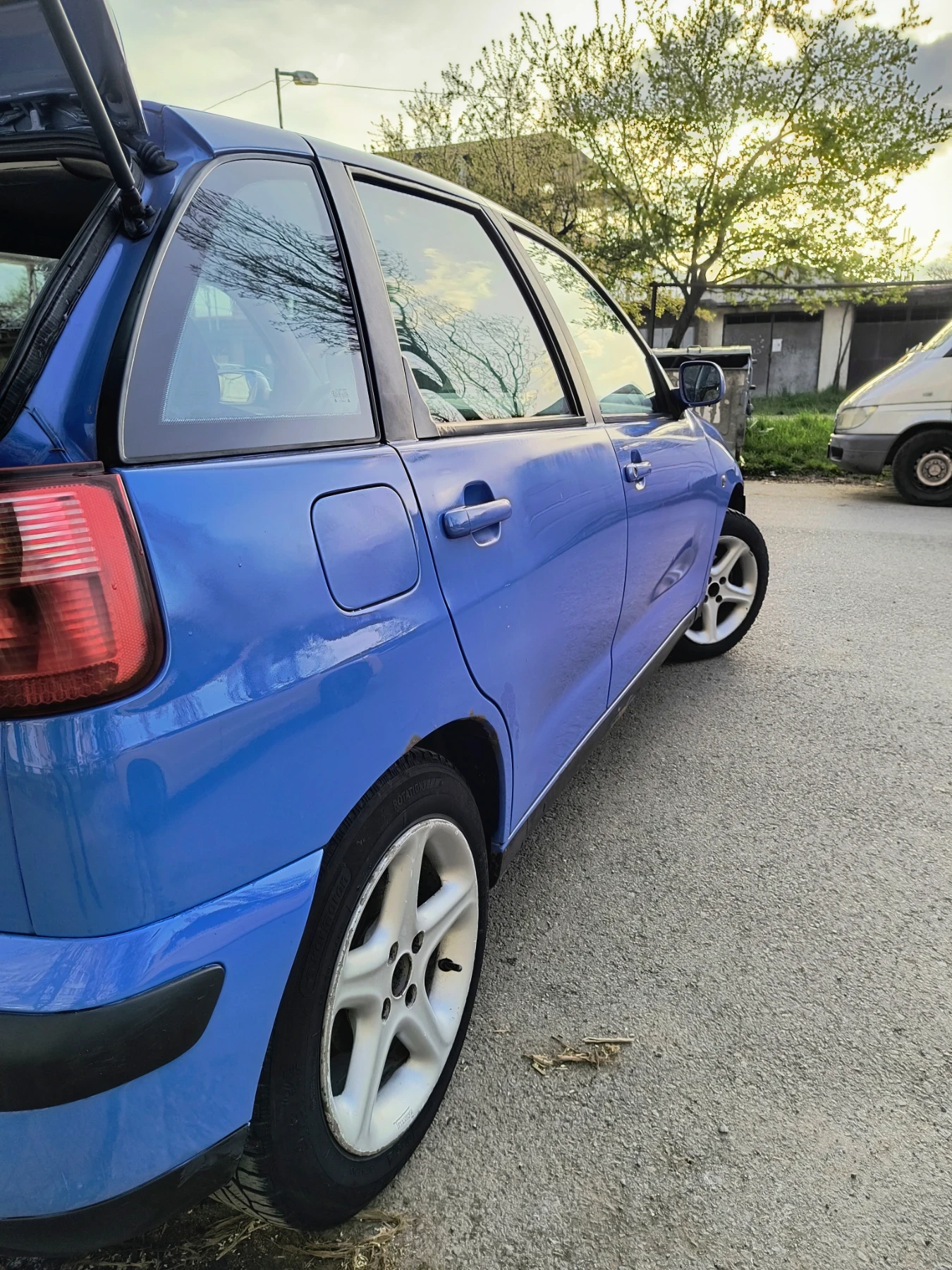 Seat Ibiza 1.9 90 AGR, снимка 5 - Автомобили и джипове - 54222397