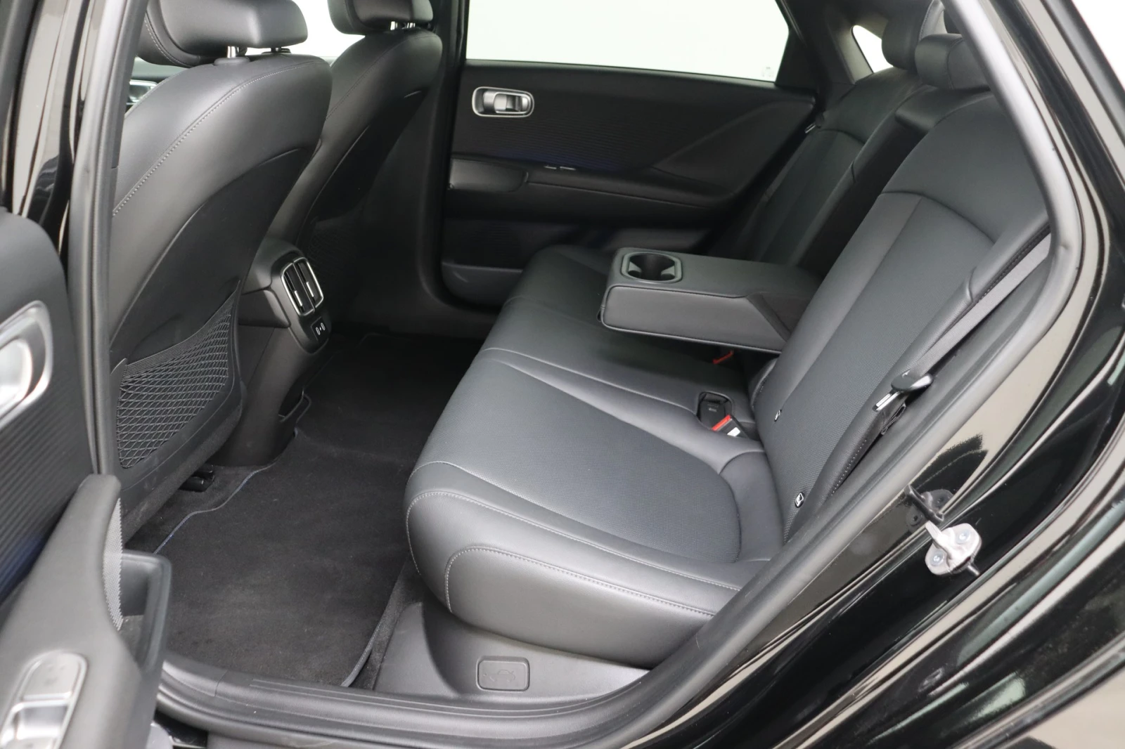 Hyundai Ioniq 6 Balance, снимка 12 - Автомобили и джипове - 54293111