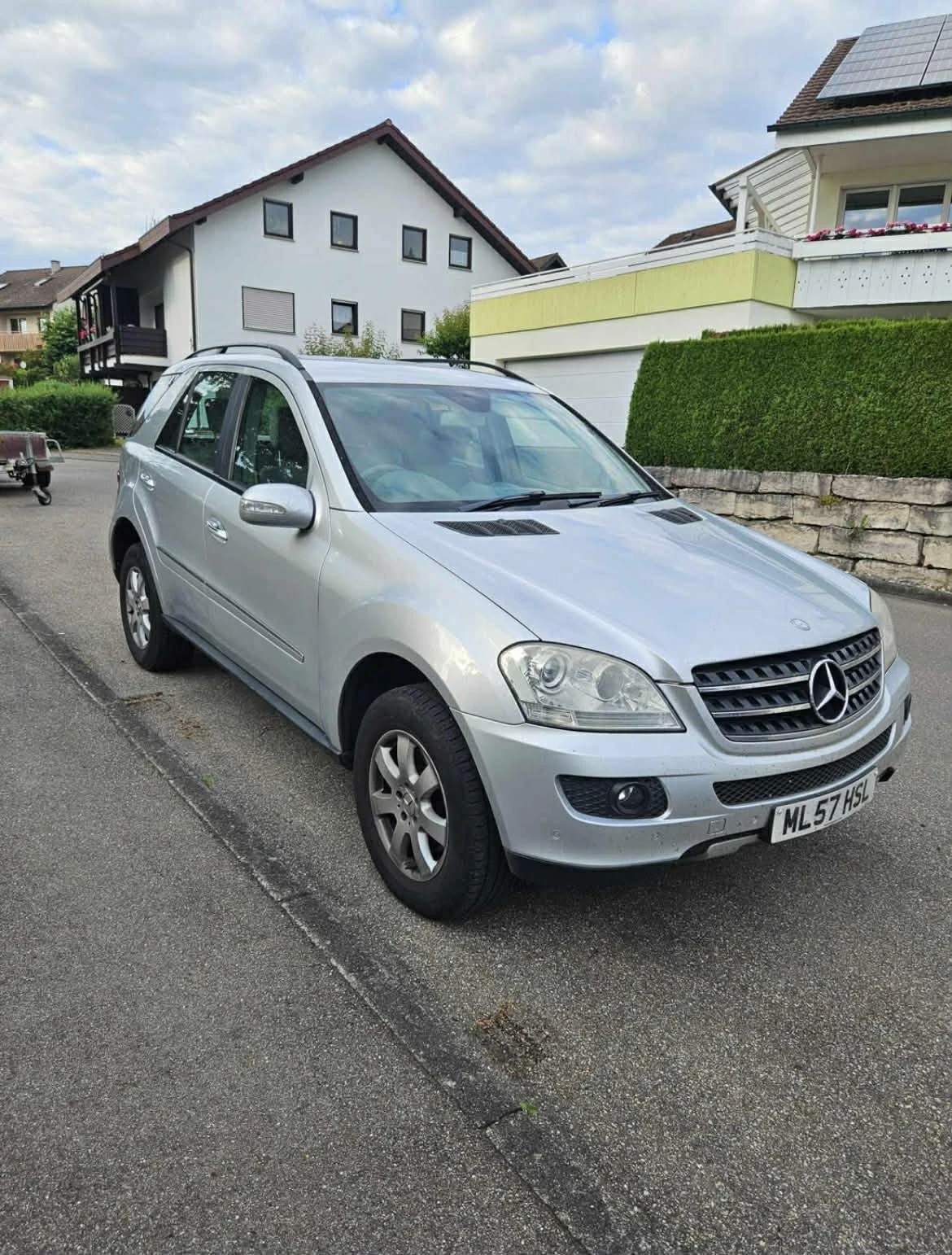 Mercedes-Benz 280, снимка 2 - Автомобили и джипове - 54378307