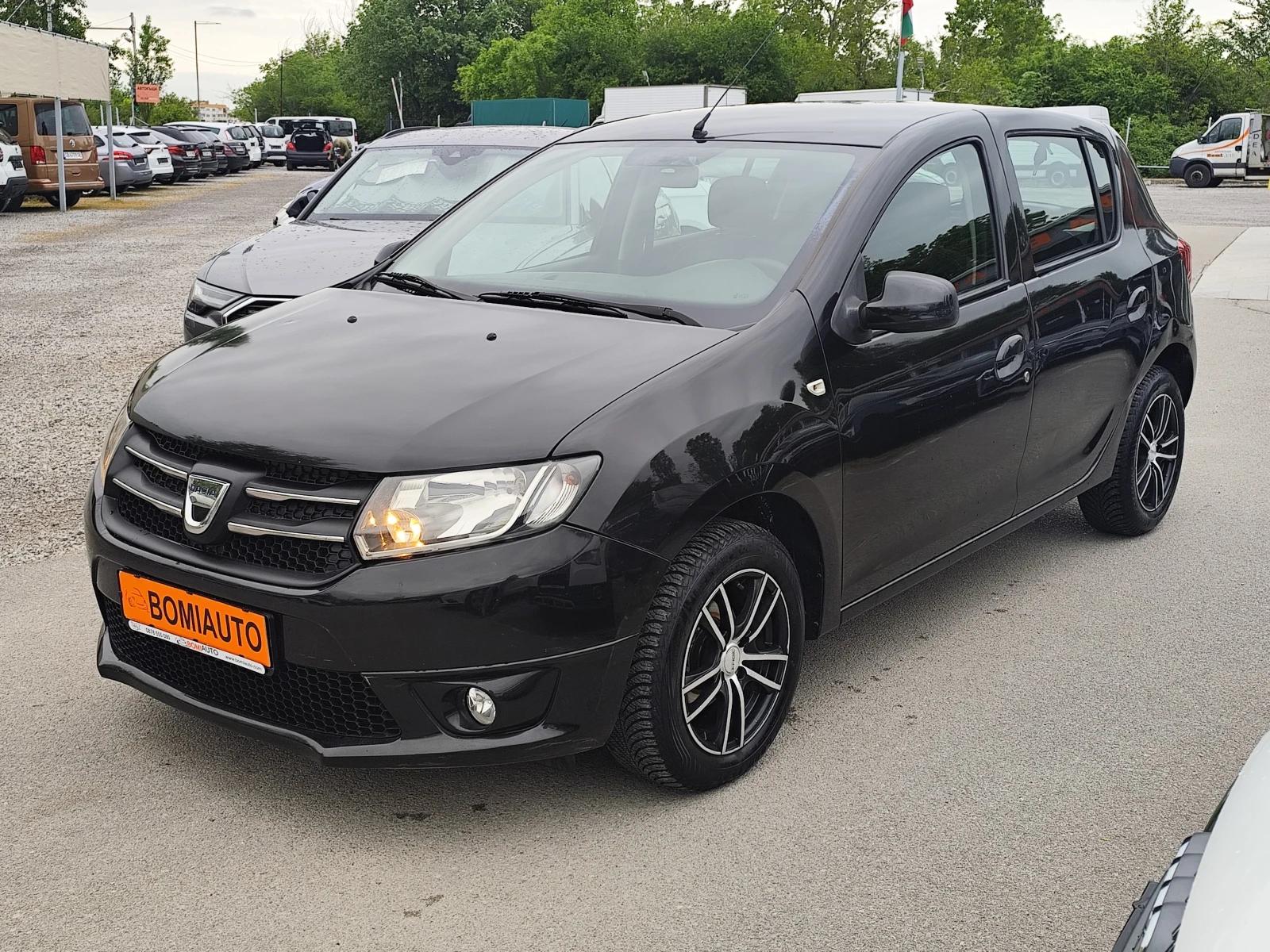 Dacia Sandero 1.2iГАЗ* АMBIANCE GPL* EURO5B* NAVI* MMi* 