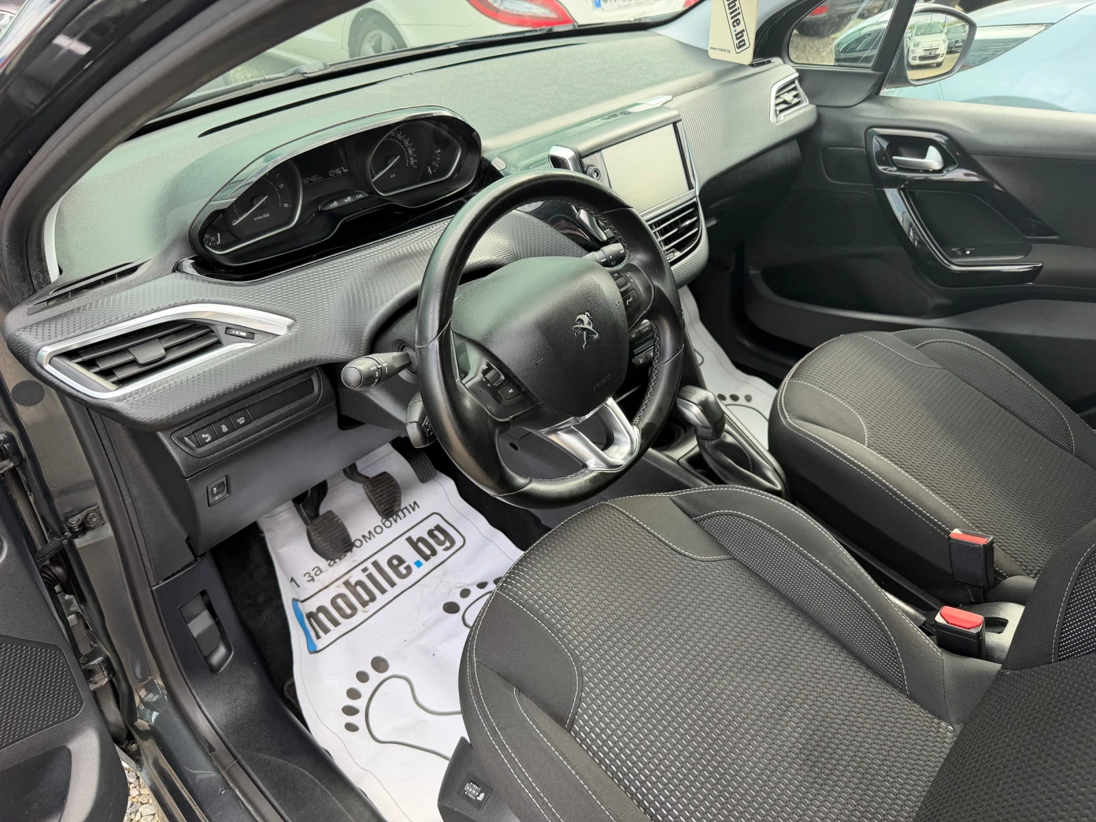 Peugeot 208 1.6d/100hp/NAVI/CAMERA/, снимка 8 - Автомобили и джипове - 54833227