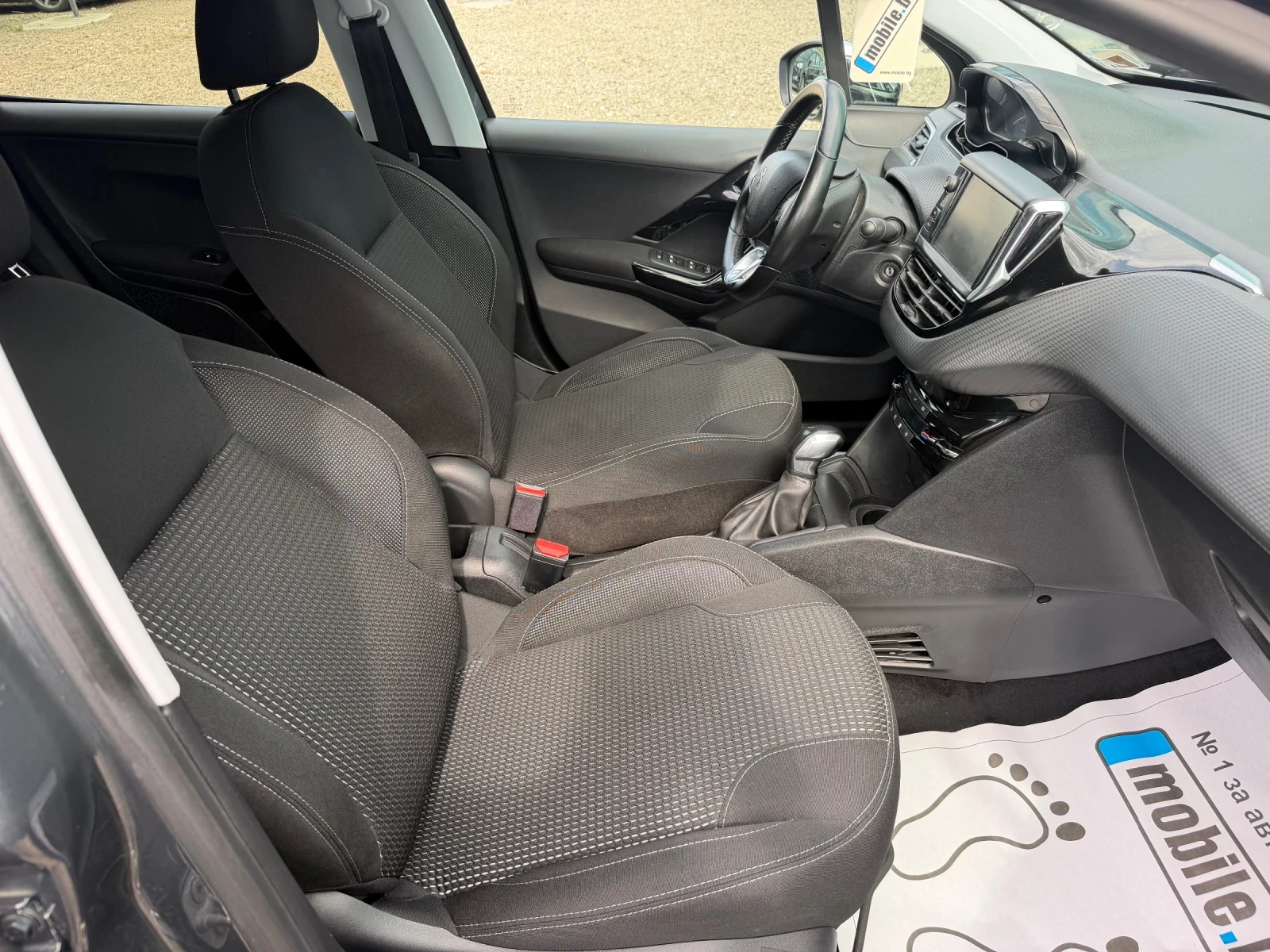 Peugeot 208 1.6d/100hp/NAVI/CAMERA/, снимка 10 - Автомобили и джипове - 54833227