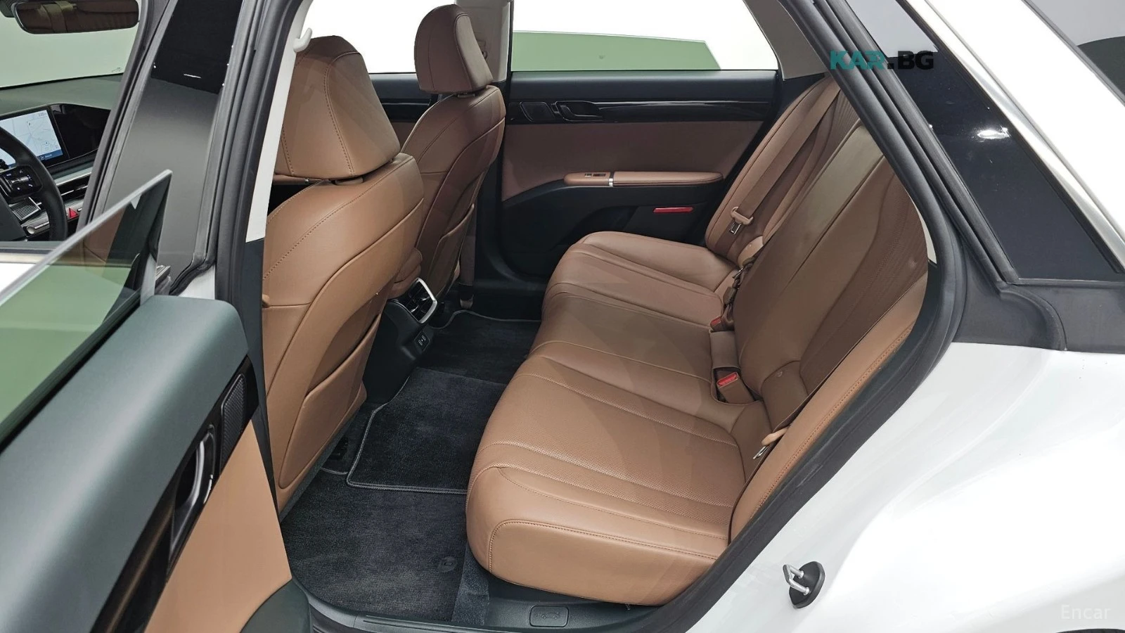 Hyundai Grandeur 2.5/EXCLUSIVE/DRIVE-ASSITS/MASSAGE, снимка 14 - Автомобили и джипове - 55726046
