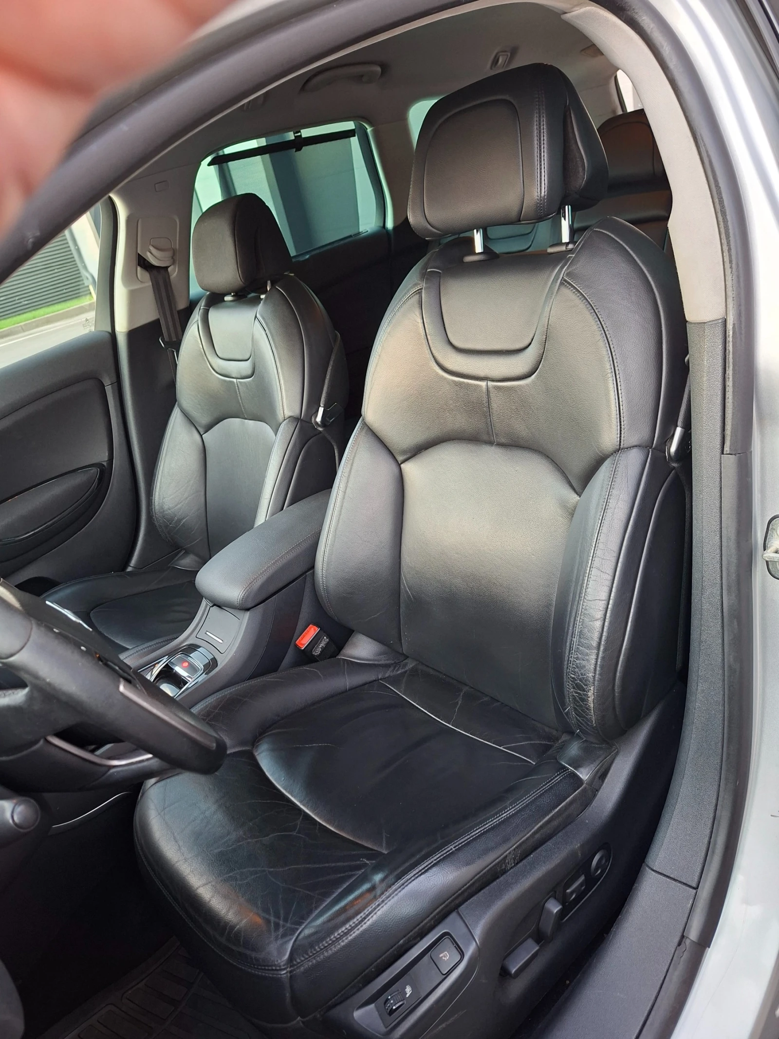 Citroen C5 2.0HDI 163 к.с. Exclusive, снимка 8 - Автомобили и джипове - 55797692