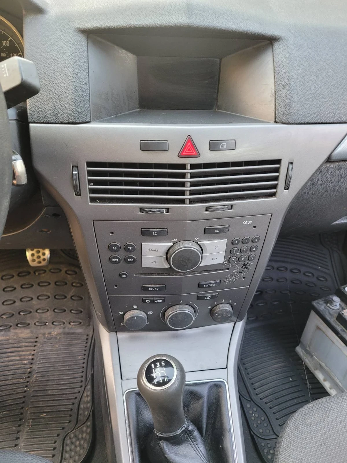 Opel Astra, снимка 10 - Автомобили и джипове - 55826143