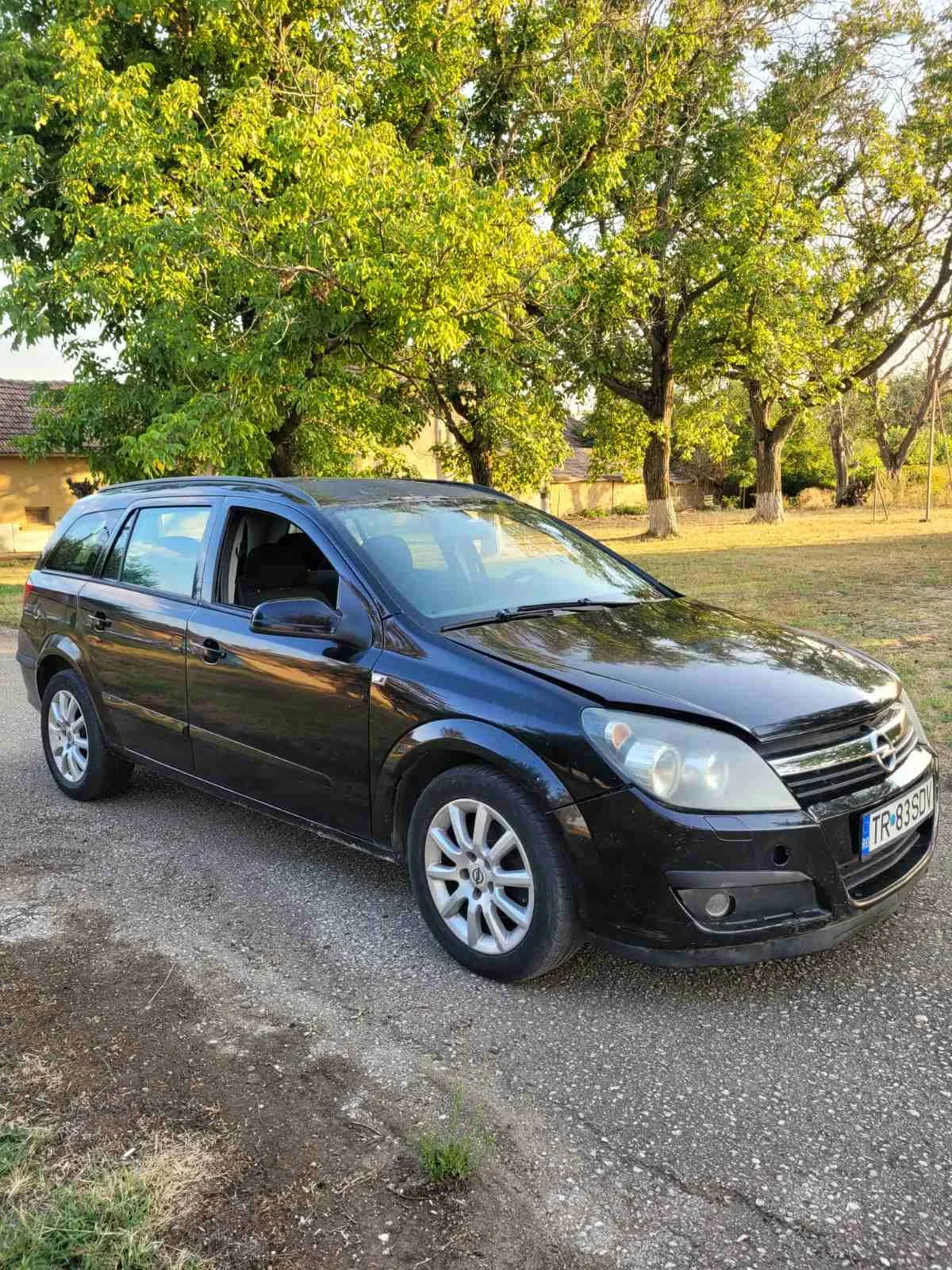 Opel Astra, снимка 13 - Автомобили и джипове - 55826143