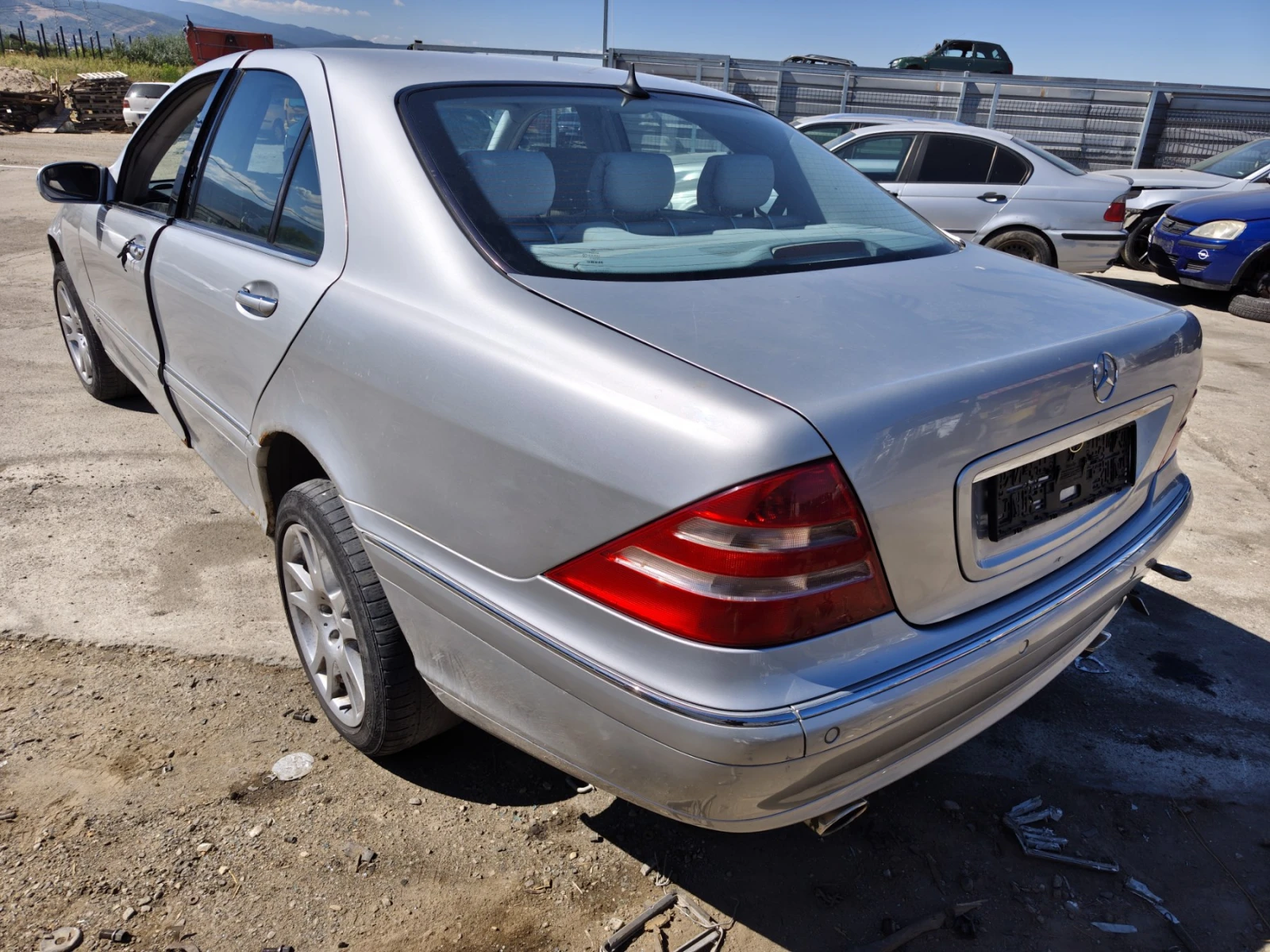 Mercedes-Benz S 320 W220, снимка 3 - Автомобили и джипове - 56114122