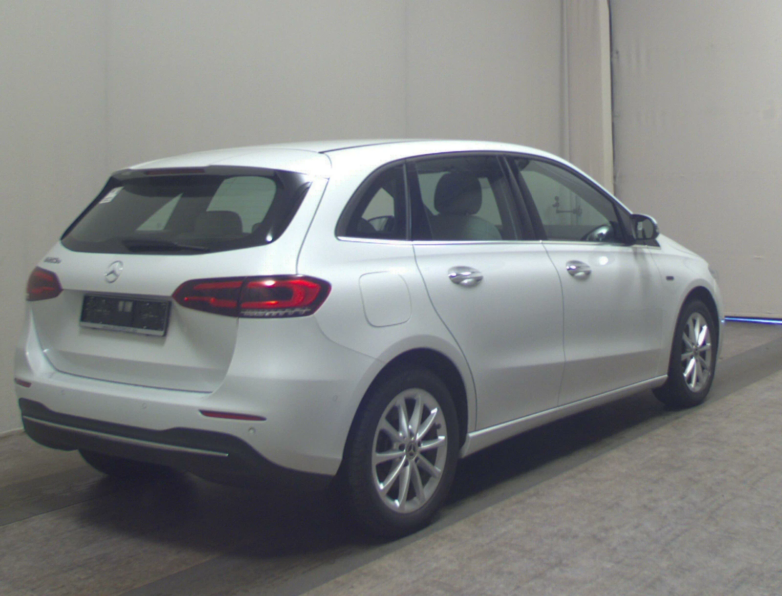 Mercedes-Benz B 250, снимка 4 - Автомобили и джипове - 56164616