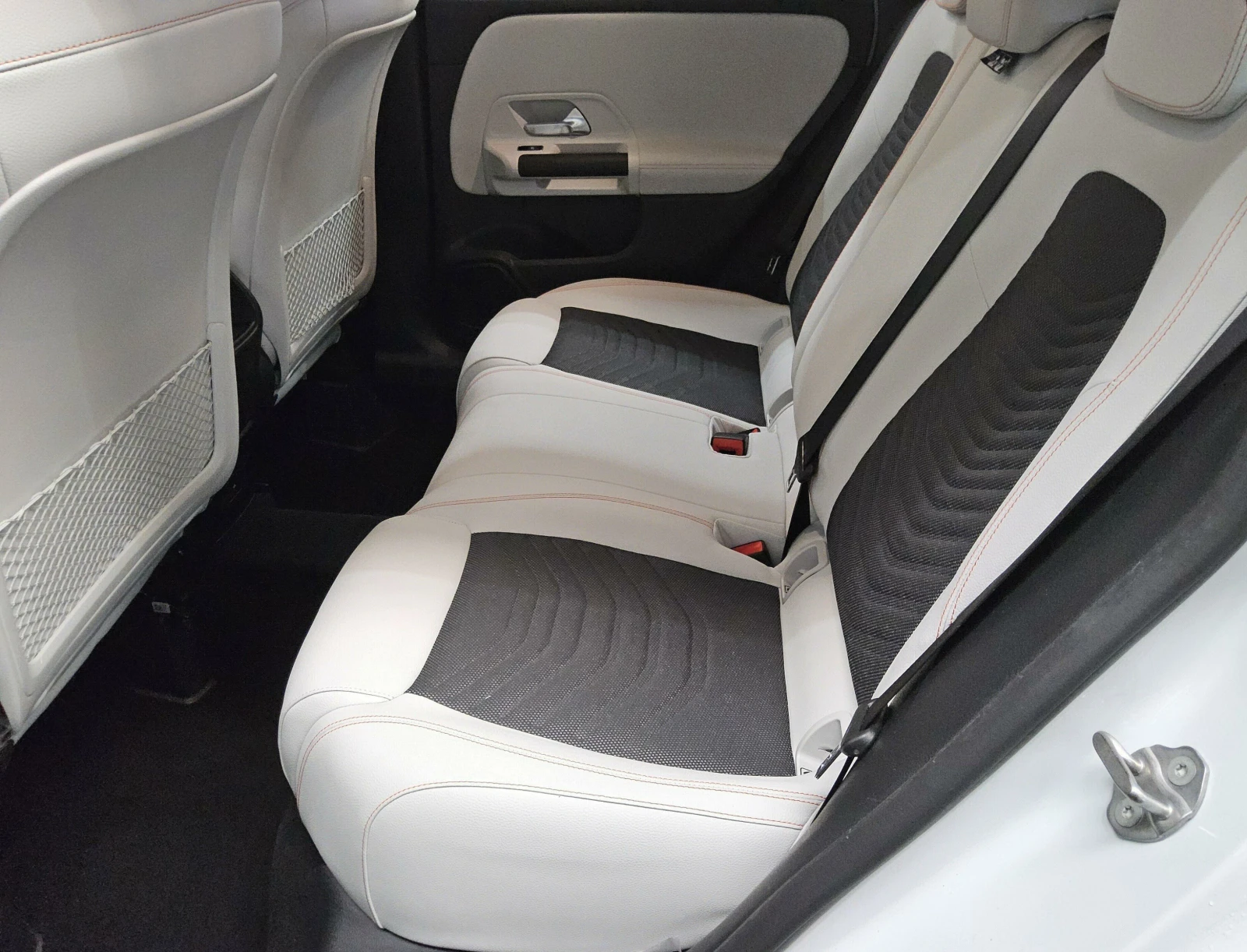 Mercedes-Benz B 250, снимка 7 - Автомобили и джипове - 56164616