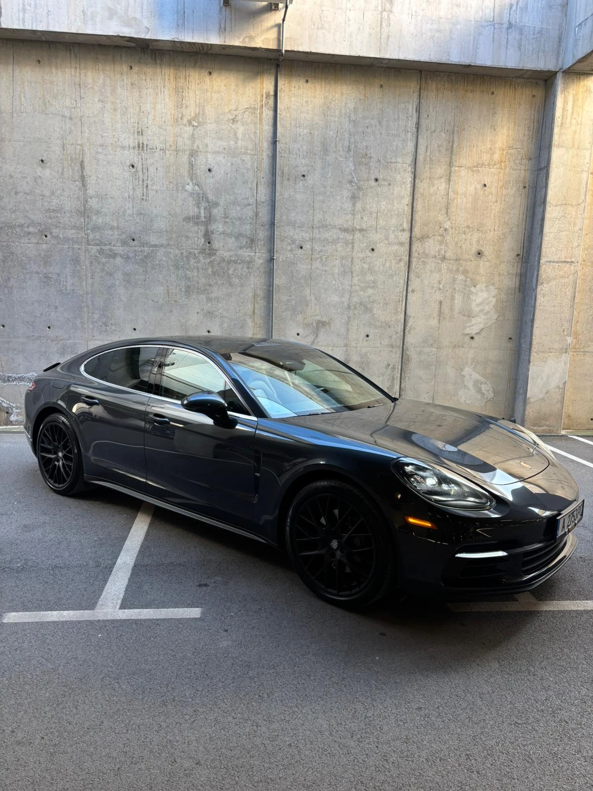 Porsche Panamera 4S, снимка 9 - Автомобили и джипове - 56411702