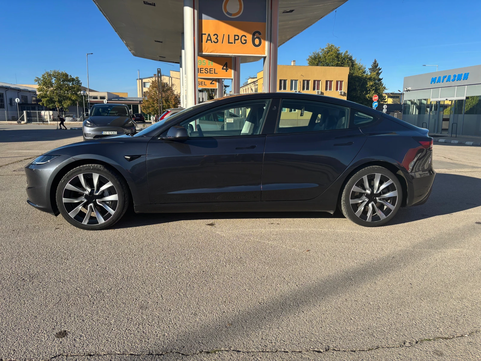 Tesla Model 3 LFP , снимка 4 - Автомобили и джипове - 56637444