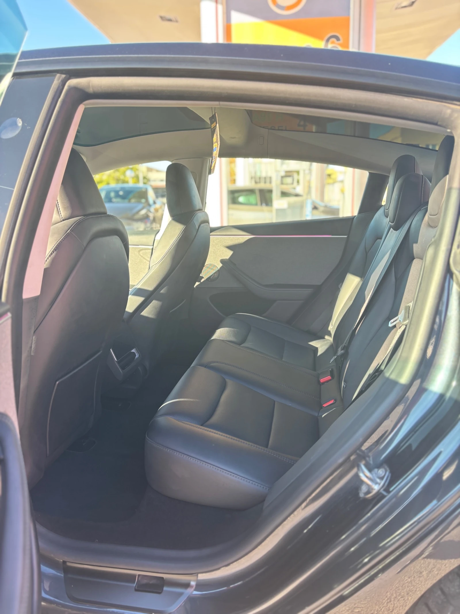Tesla Model 3 LFP , снимка 14 - Автомобили и джипове - 56637444