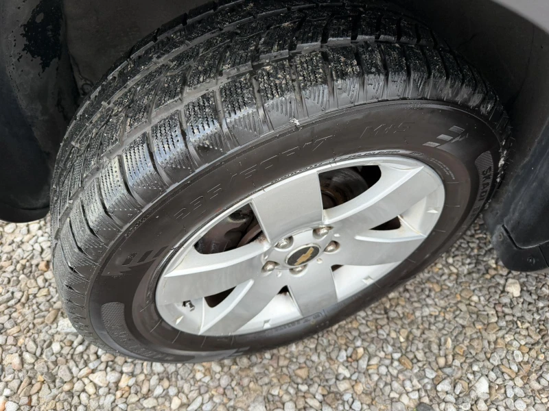 Chevrolet Captiva 2.4/167k.c /7 места, снимка 8 - Автомобили и джипове - 53045917