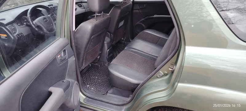 Kia Sportage, снимка 6 - Автомобили и джипове - 53237363