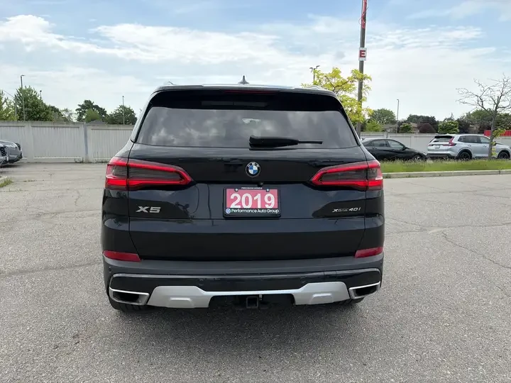 BMW X5 xDrive40i * Keyless * CARFAX * АВТО КРЕДИТ * , снимка 6 - Автомобили и джипове - 55090794