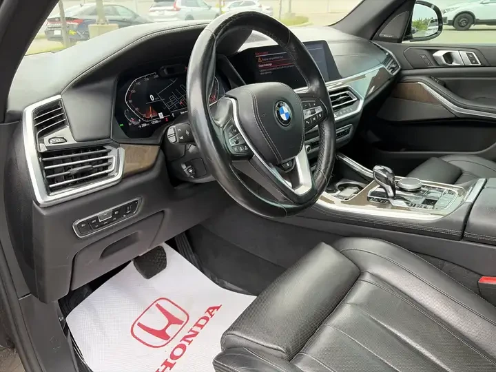 BMW X5 xDrive40i * Keyless * CARFAX * АВТО КРЕДИТ * , снимка 9 - Автомобили и джипове - 55090794