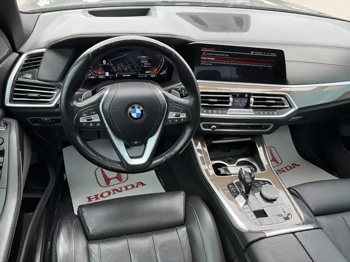 BMW X5 xDrive40i * Keyless * CARFAX * АВТО КРЕДИТ * , снимка 11 - Автомобили и джипове - 55090794