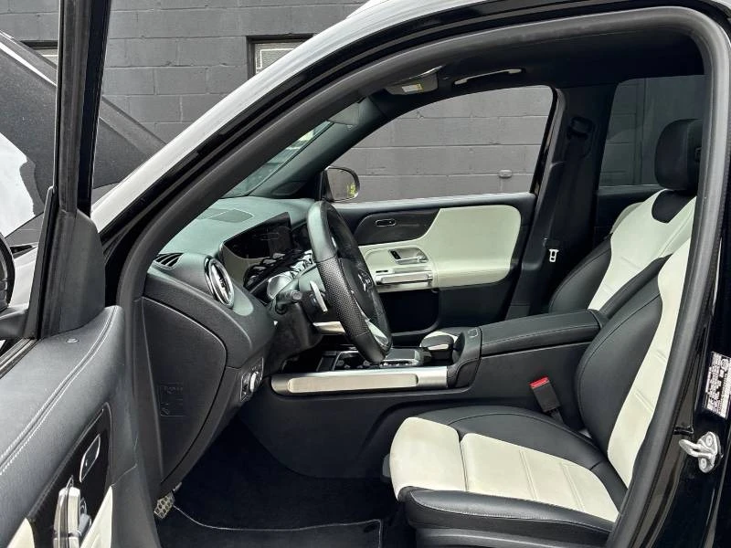 Mercedes-Benz GLB 250 * 4MATIC * 360 * ЛИЦЕНЗИРАН ДИЛЪР, снимка 8 - Автомобили и джипове - 55691516