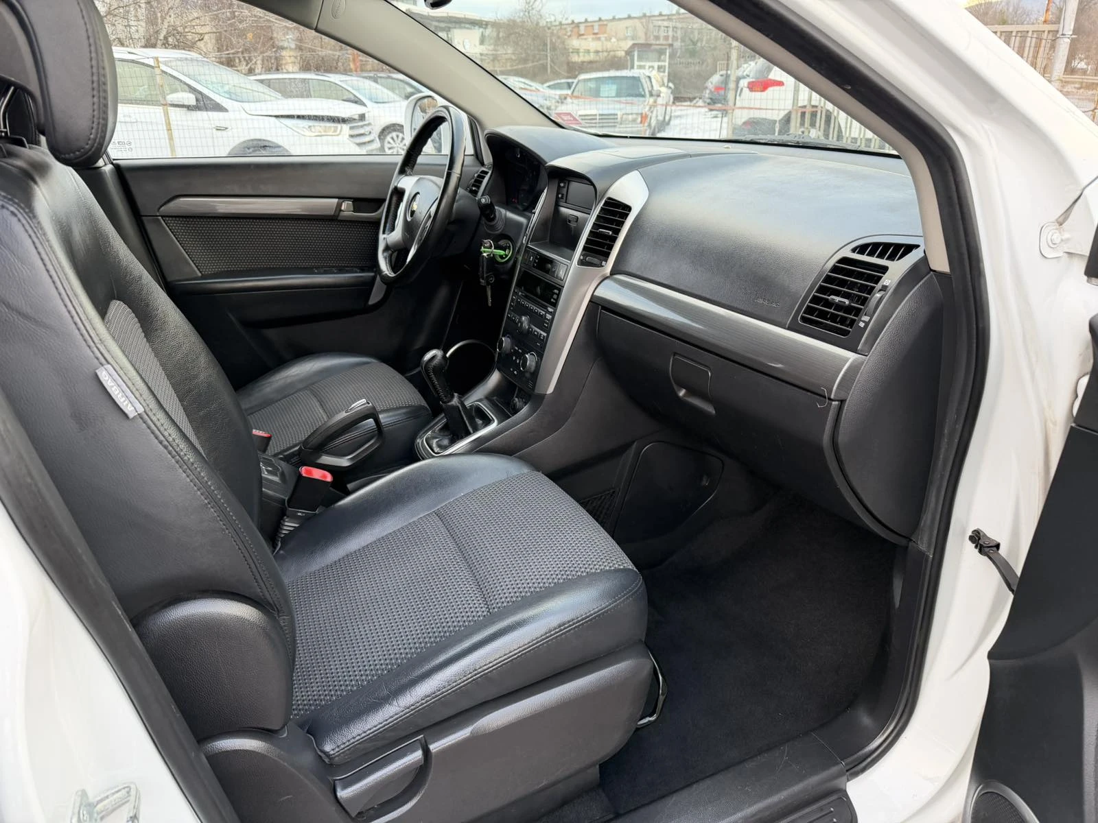 Chevrolet Captiva 2.4/167k.c /7 ����� | Mobile.bg � ����������� 12