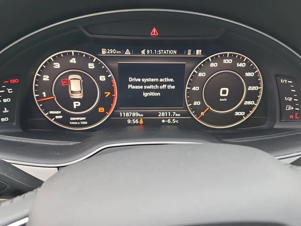 Audi Q7 * PREMIUM PLUS * CARFAX * БЕЗ ПЪРВОНАЧАЛНА ВНОСКА - изображение 9