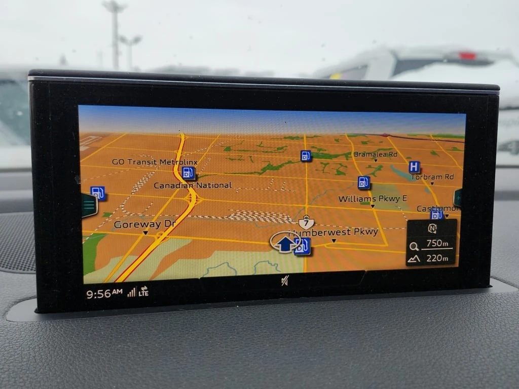 Audi Q7 * PREMIUM PLUS * CARFAX * БЕЗ ПЪРВОНАЧАЛНА ВНОСКА - изображение 10