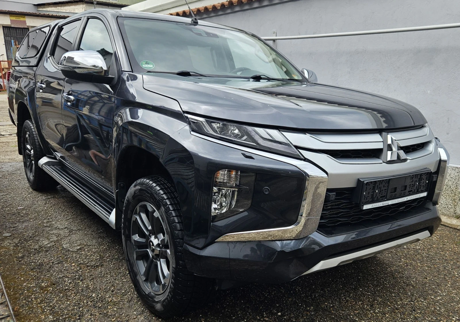 Mitsubishi L200 4x4 Automatic 150 к.с
