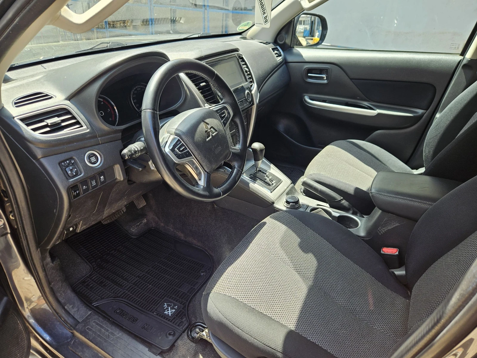 Mitsubishi L200 4x4 Automatic 150 к.с, снимка 14 - Автомобили и джипове - 54668473