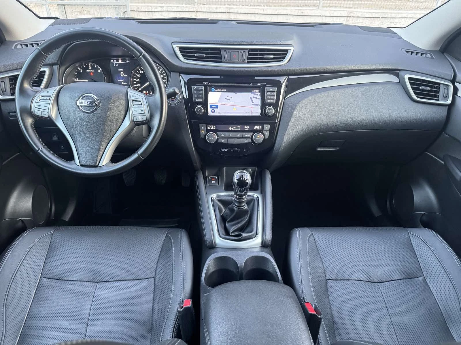 Nissan Qashqai 1.6DCI* 4x4* 360Cam* 103465km* Evro6, снимка 10 - Автомобили и джипове - 54977186
