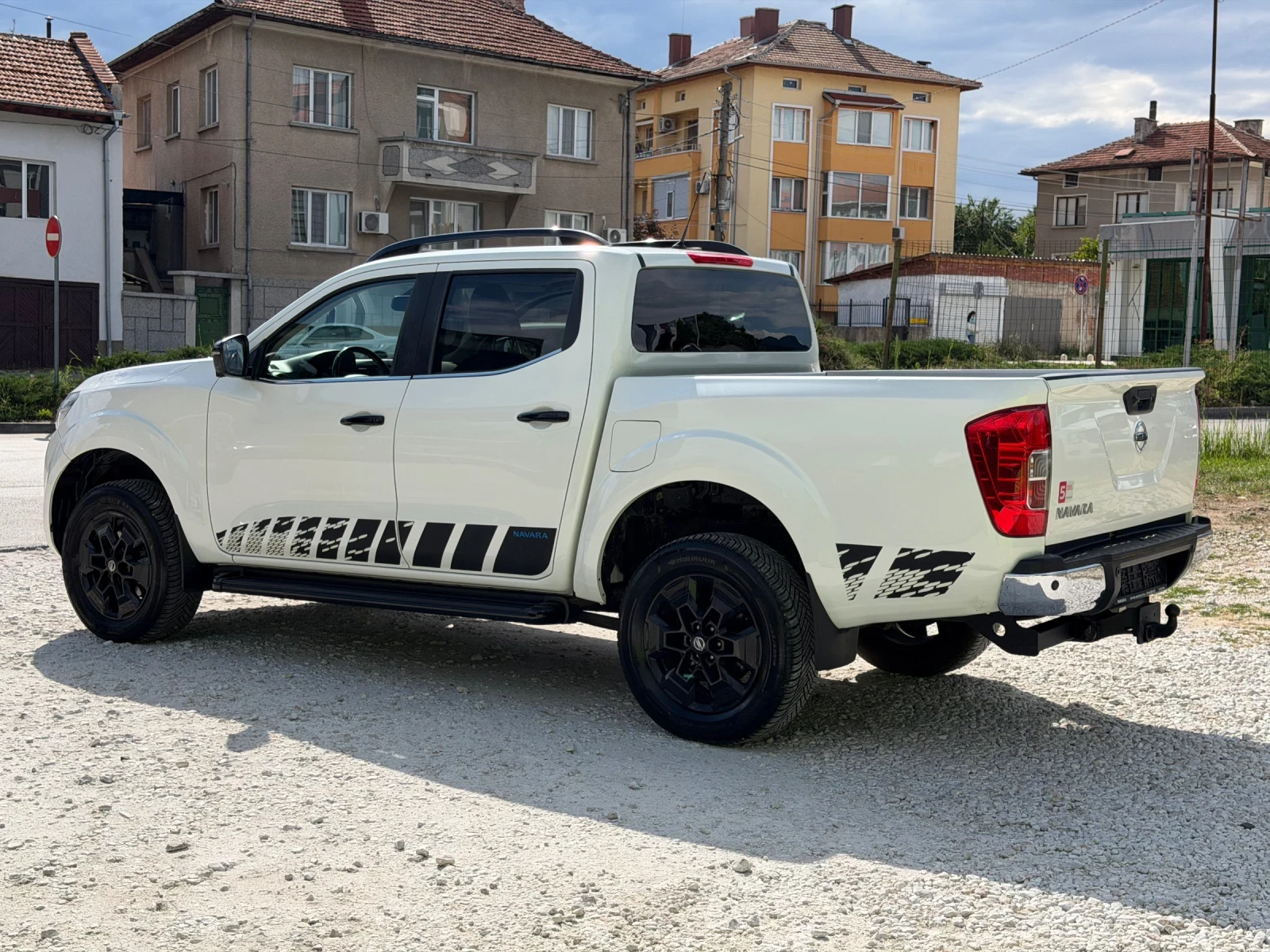 Nissan Navara NP300 Facelift 86000 км, снимка 4 - Автомобили и джипове - 55272381
