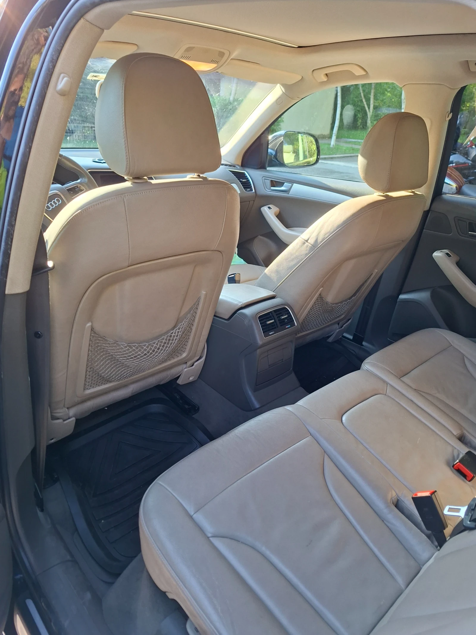 Audi Q5, снимка 8 - Автомобили и джипове - 55616332