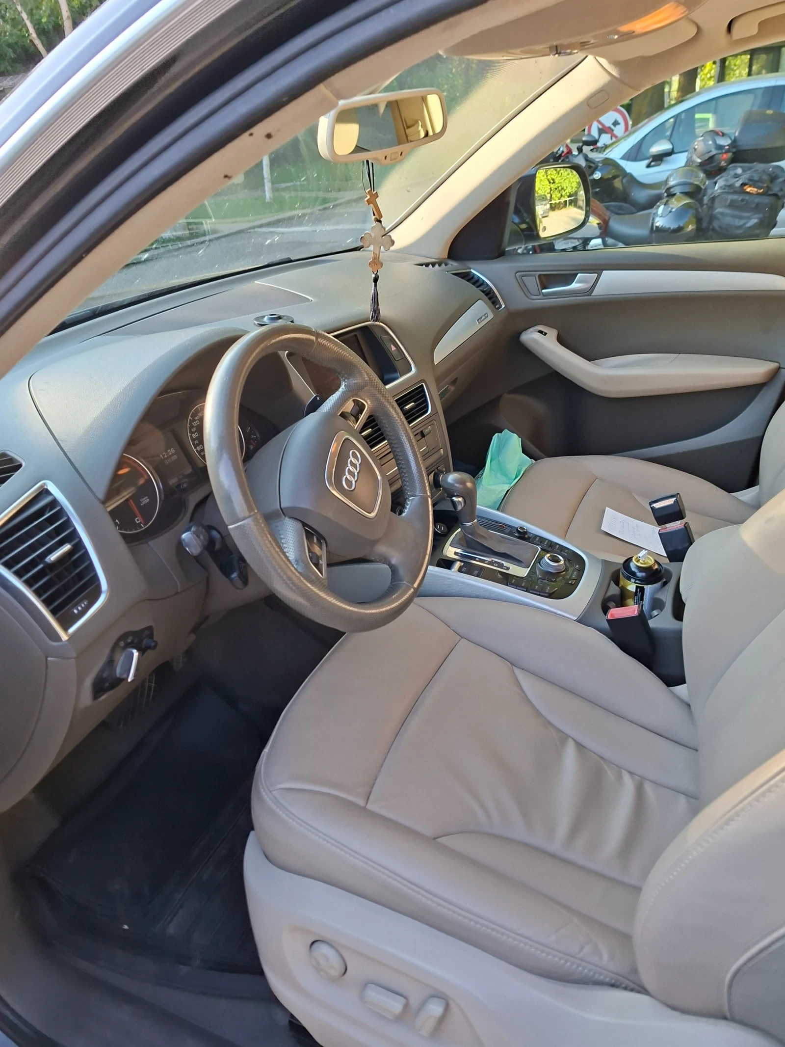 Audi Q5, снимка 6 - Автомобили и джипове - 55616332