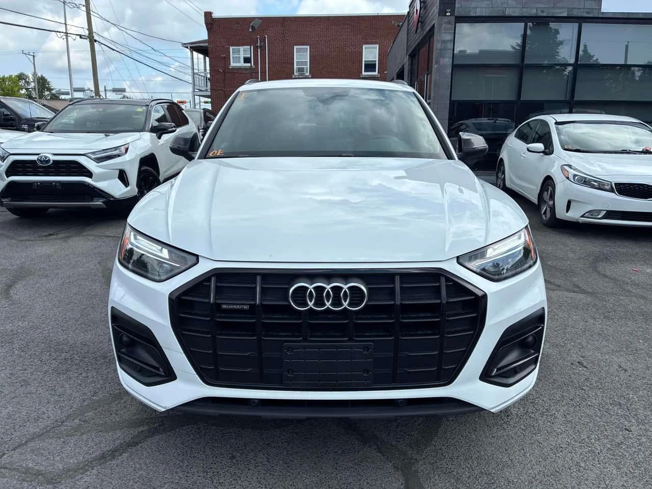 Audi Q5 45 TFSI quattro / DISTRONIC / LED / CARFAX , снимка 6 - Автомобили и джипове - 55662991