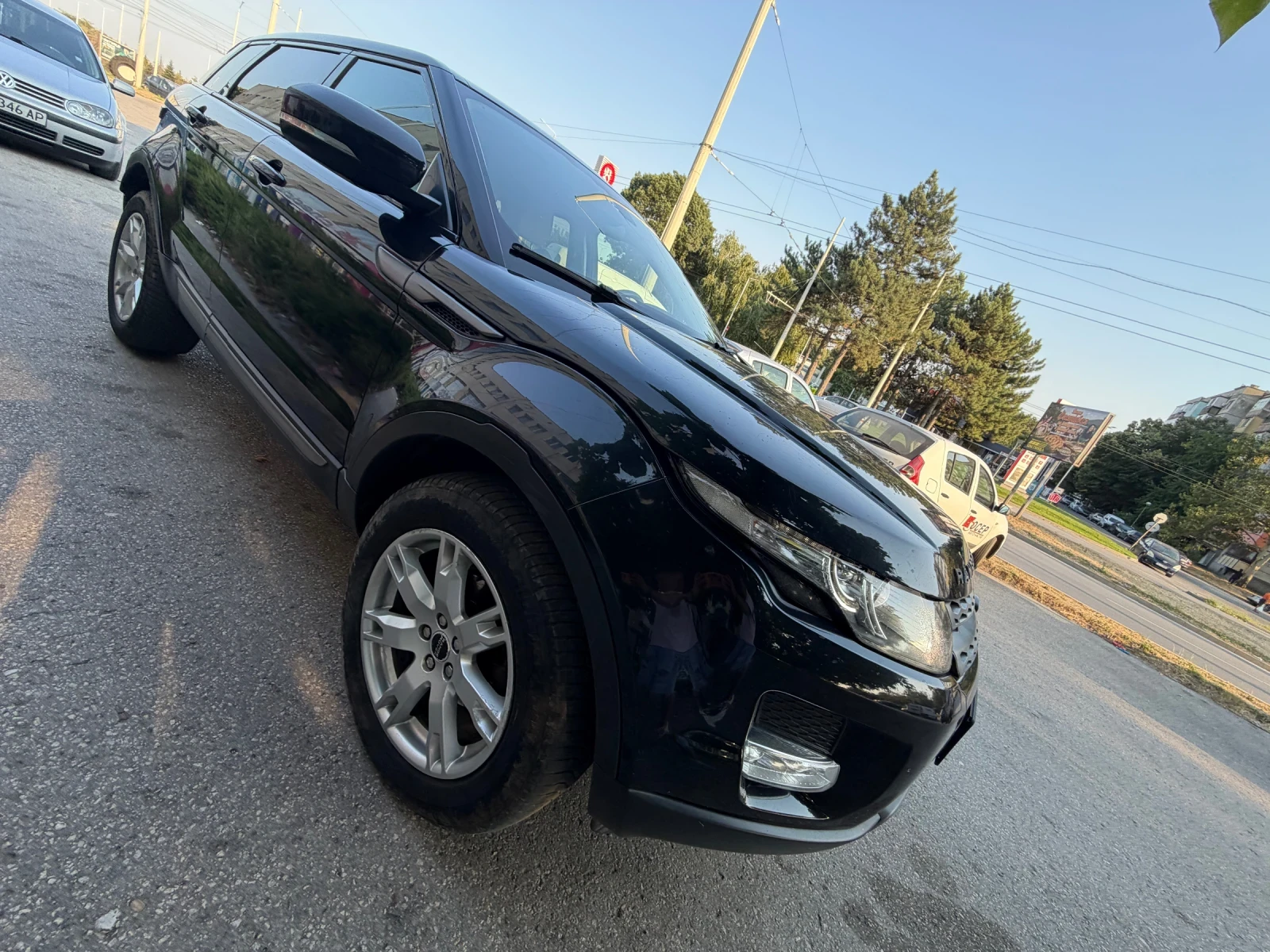 Land Rover Range Rover Evoque 2.2D* 6ск* Ръчка, снимка 3 - Автомобили и джипове - 55710733