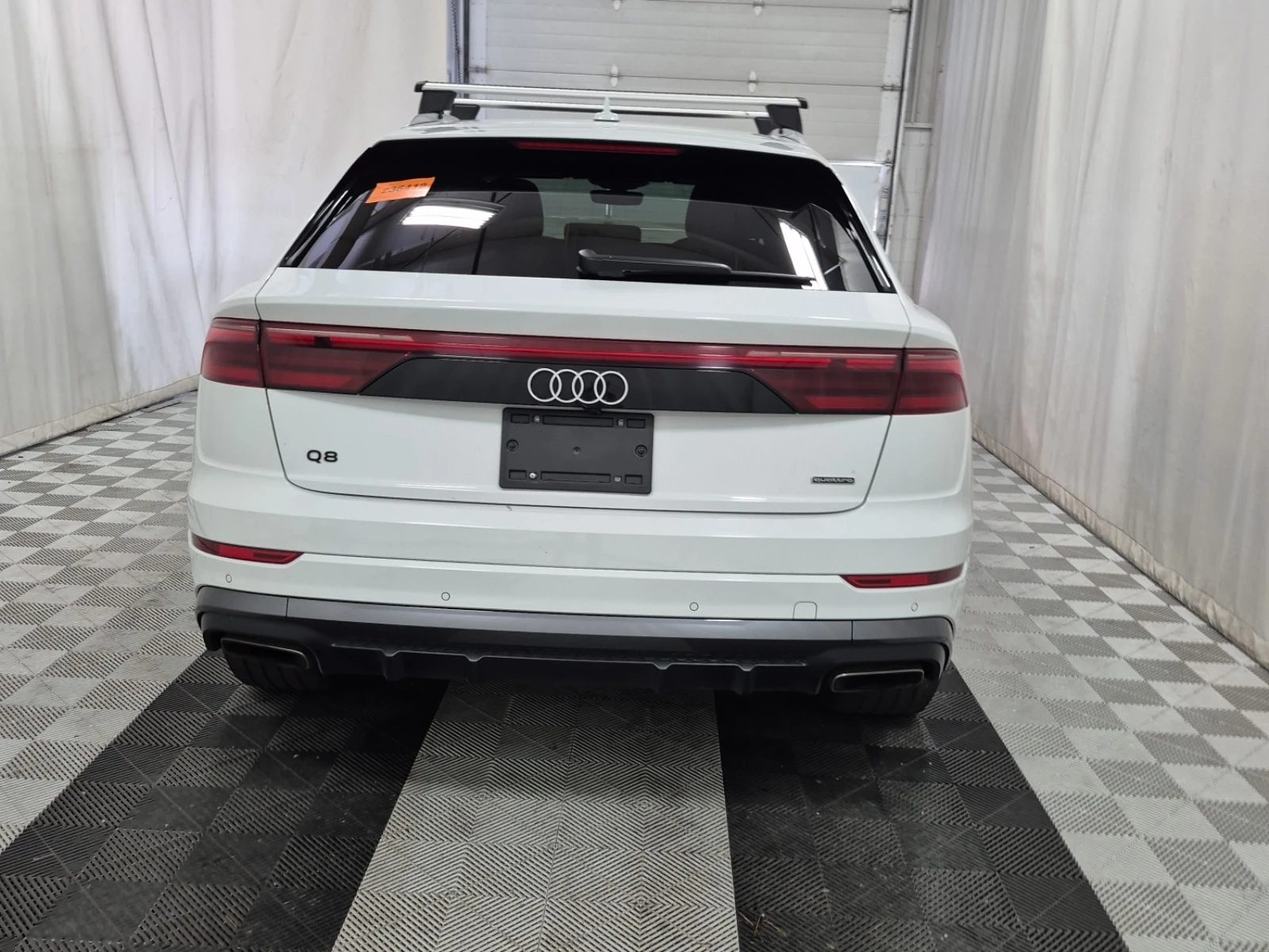Audi Q8 * 55TFSI * S-Line * PROGRESSIV QUATTRO * CARFAX * , снимка 4 - Автомобили и джипове - 56065982