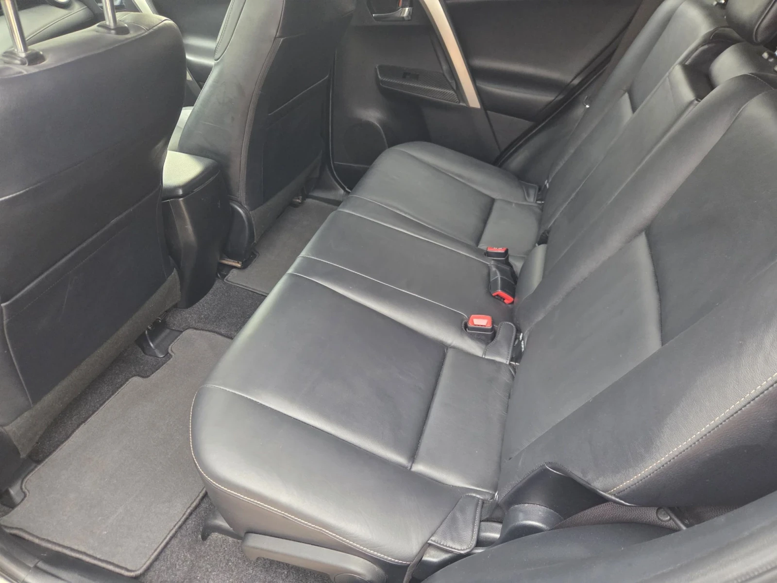 Toyota Rav4, снимка 9 - Автомобили и джипове - 56556561
