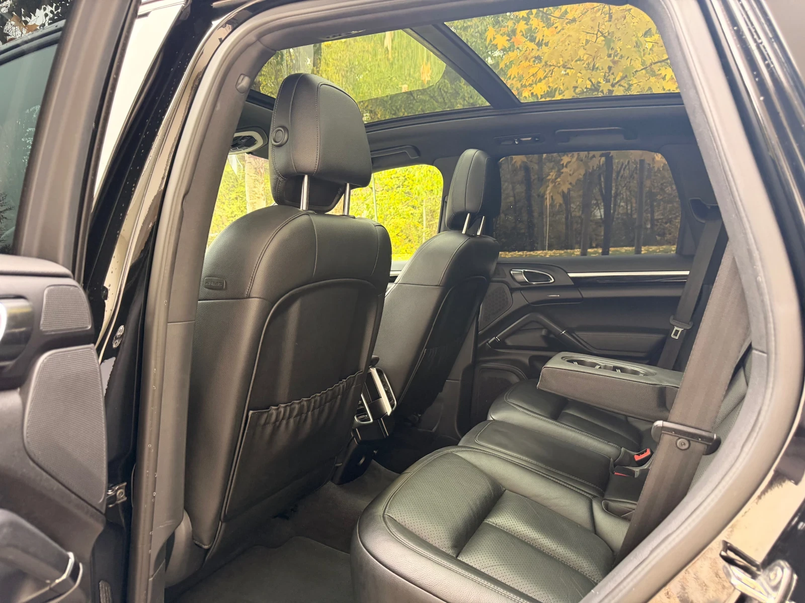 Porsche Cayenne 3.0d , снимка 11 - Автомобили и джипове - 56734100