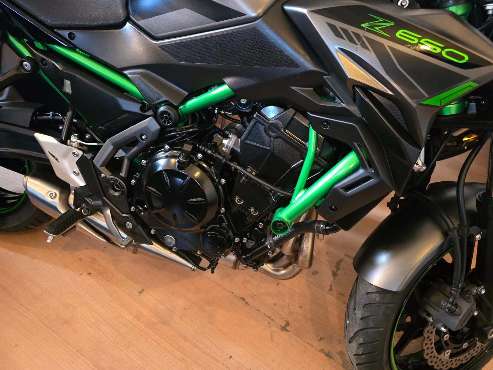 Kawasaki Z 650  2 броя A2!!35kw!!! TRC+ ABS !!!, снимка 15 - Мотоциклети и мототехника - 55451543
