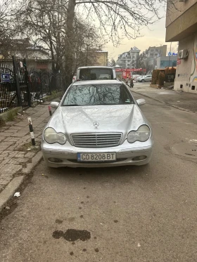 Mercedes-Benz C 200, снимка 1