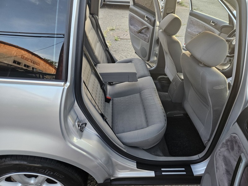 VW Passat 1.9tdi navi 101ps , снимка 10 - Автомобили и джипове - 46096786