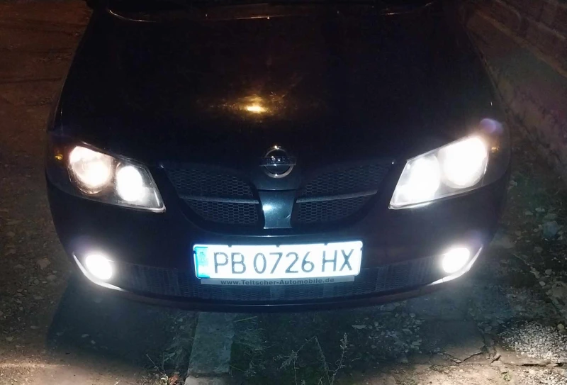 Nissan Almera Hatchback (N16) 1.5, снимка 7 - Автомобили и джипове - 48147312