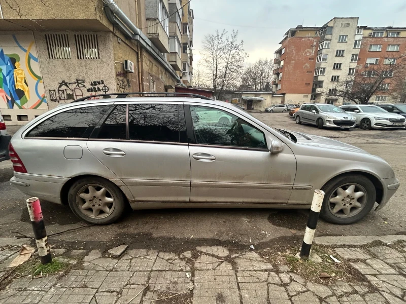 Mercedes-Benz C 200, снимка 3 - Автомобили и джипове - 48788395