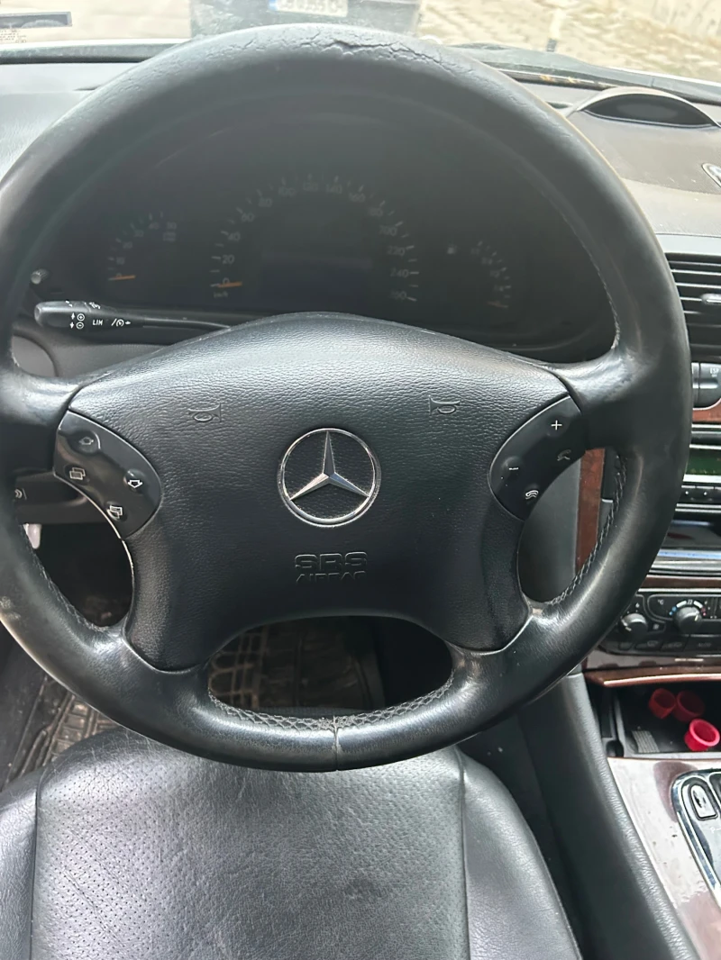 Mercedes-Benz C 200, снимка 8 - Автомобили и джипове - 48788395